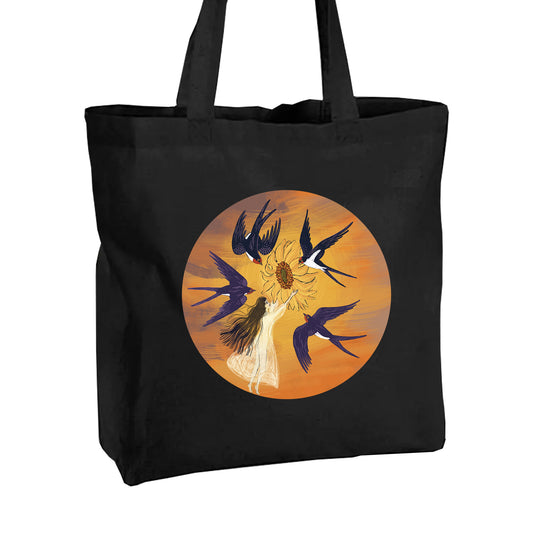 Torba bawełniana shopper z ilustracją Jaskółcze sioło – widok z przodu, Black Dog Studio